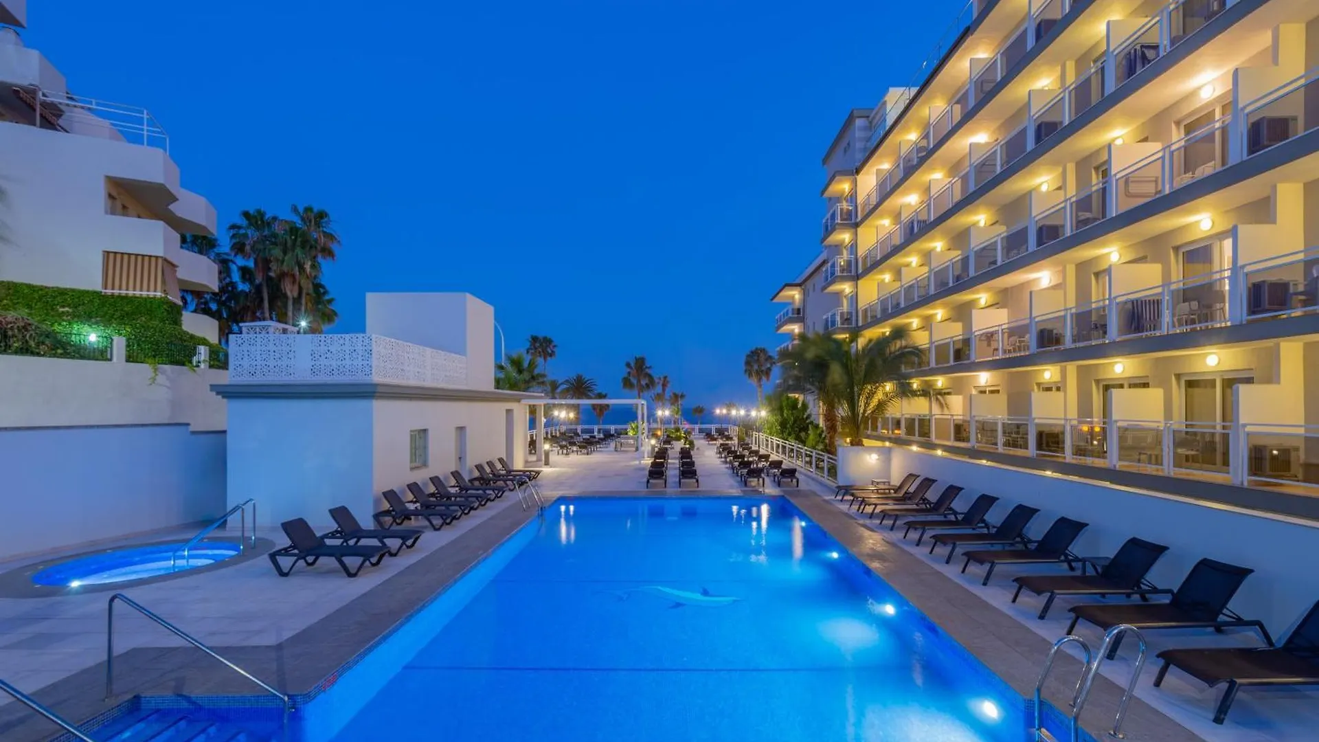 Hotel Las Arenas, Affiliated By Melia 베날마데나코스타