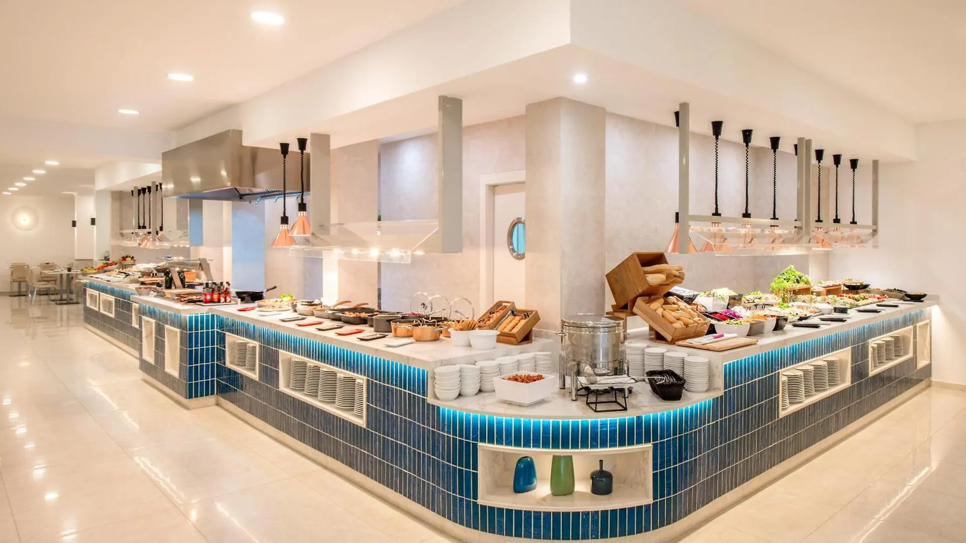 Hotel Las Arenas, Affiliated By Melia 베날마데나코스타